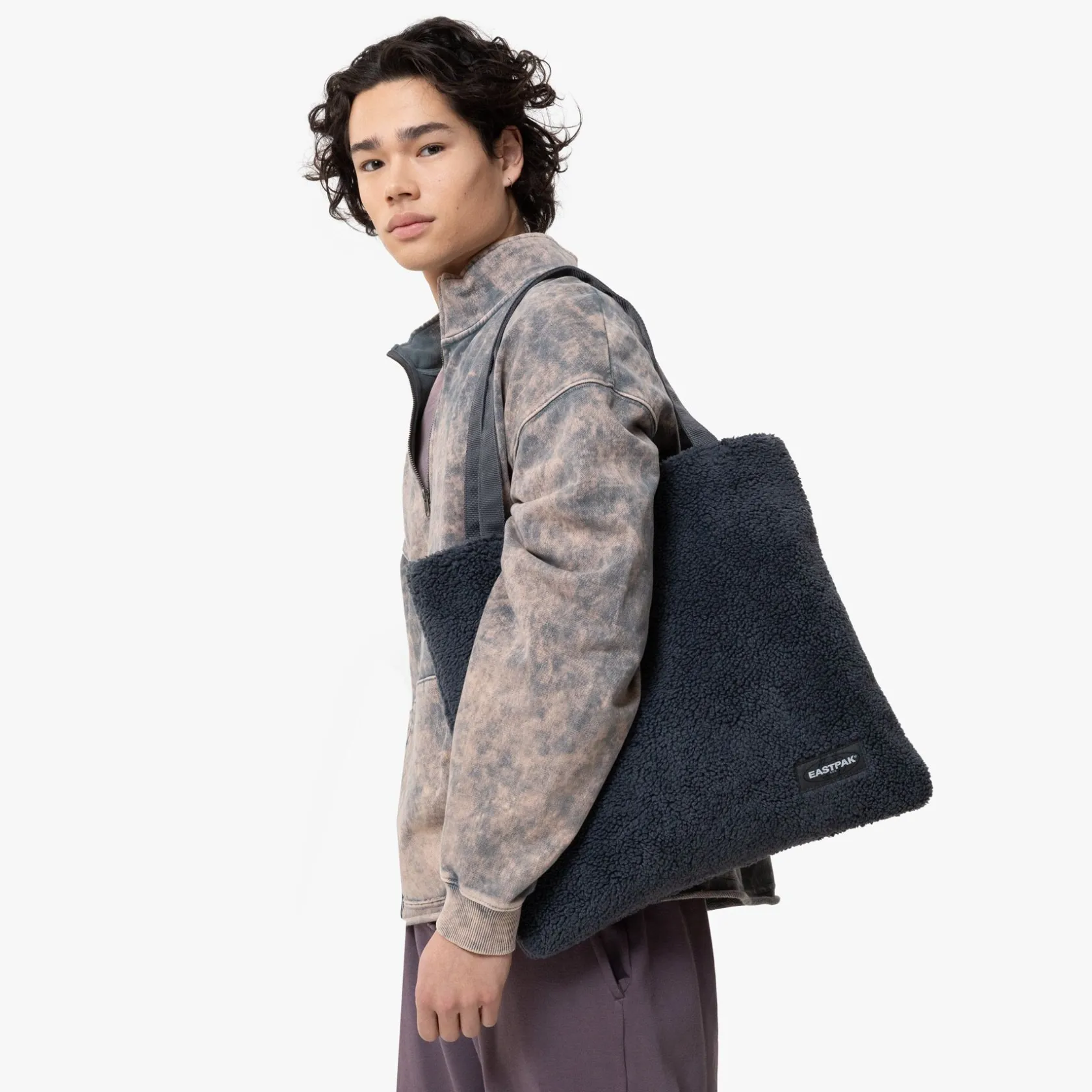 Eastpak Tassen>CHARLIE ShearWashBlack