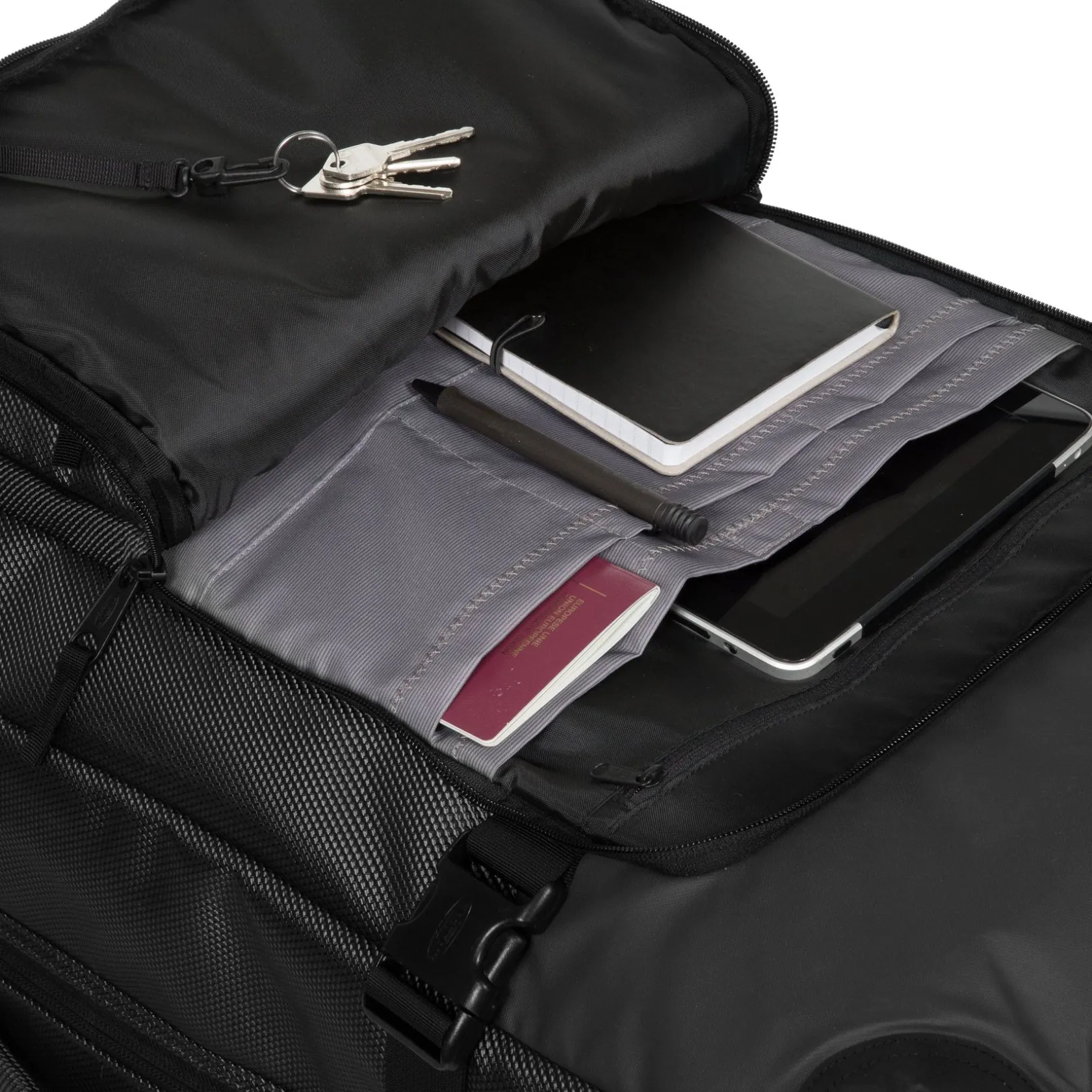 Eastpak 2 Wielen | Zachte Reiskoffers>TRANVERZ CNNCT L CnnctCoat